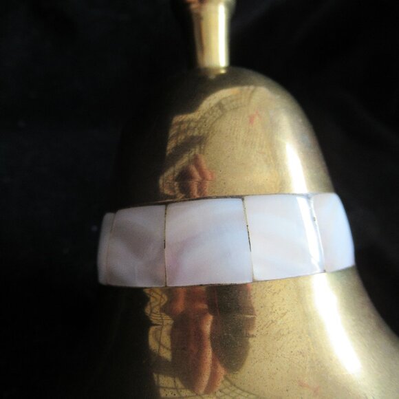 Mother of Pearl inlay, Vintage brass hand bell, India - Picture 3 of 7
